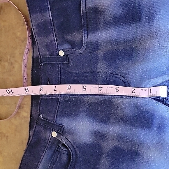 Venus Slim Fit Stretch Jeans Light Wash Light Pastel Floral Print Size 2 ladies - Picture 7 of 9